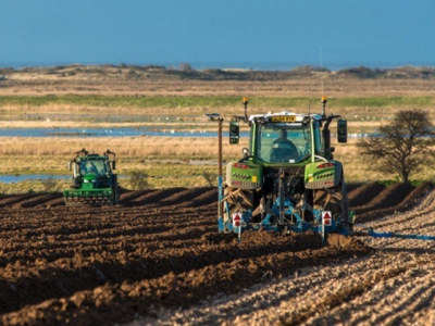 New plan to pay farmers who protect winter soil