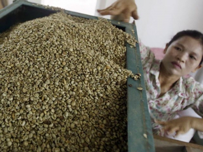 Asia Coffee-Trading slows in Vietnam on thin demand, Indonesia muted